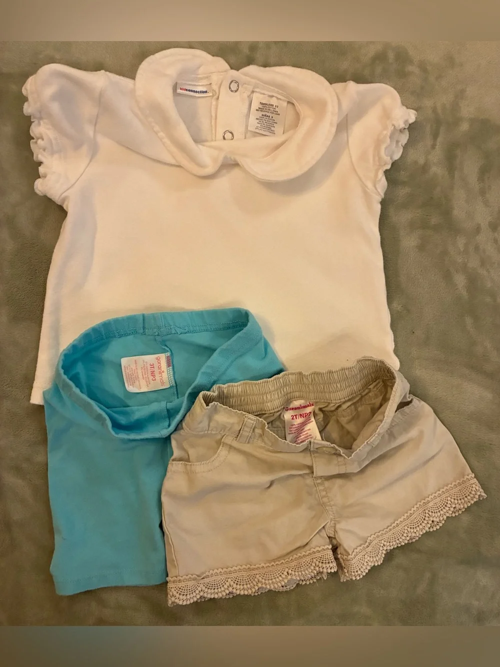 Girls Toddler Lot of 17 Pieces of Clothing Size 2T/3T